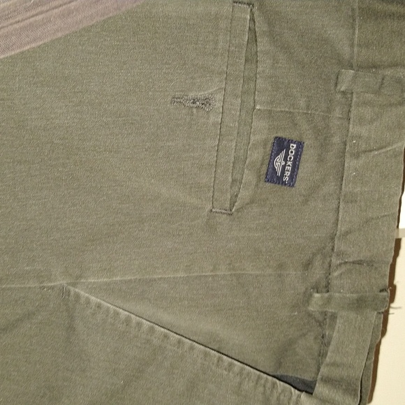 2 Pairs! Mens Docker's Pants - Picture 5 of 5